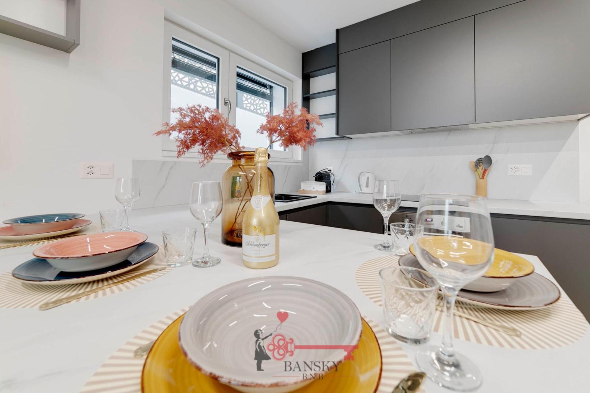 Home Sofia Room 2 - Modern Station -By Easylife Swiss Lugano Exterior photo